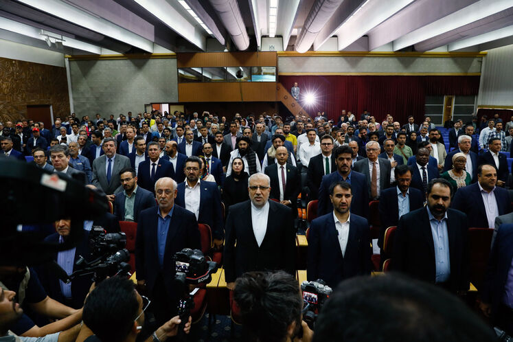 Photos/Opening ceremony of 17th IranPlast International Exhibition
