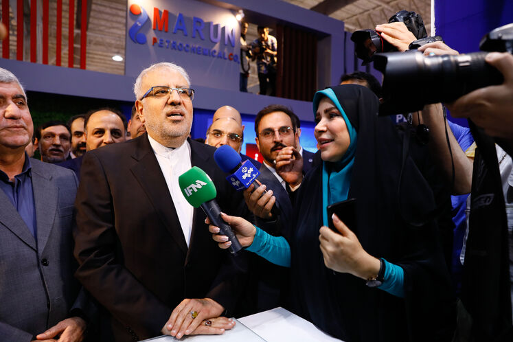 Photos/Opening ceremony of 17th IranPlast International Exhibition