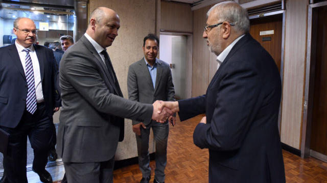 photos – Meeting between Iranian oil minister, Belarusian industry minister