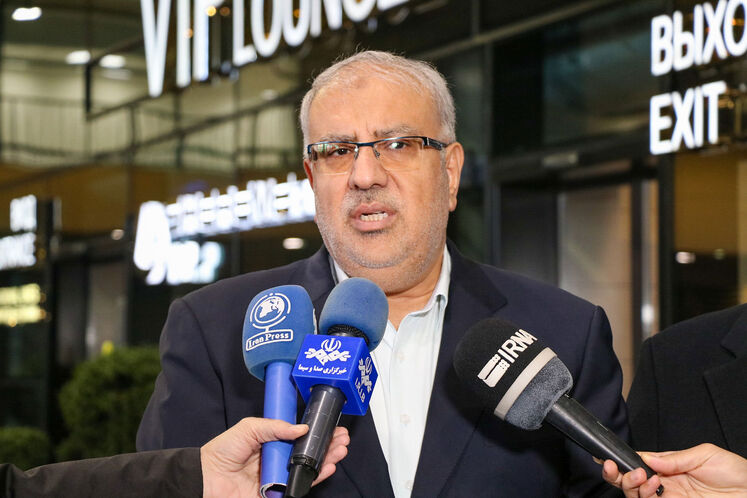 photos – Owji welcomed by Iran’s ambassador to Moscow ahead of Russian Energy Week International Forum