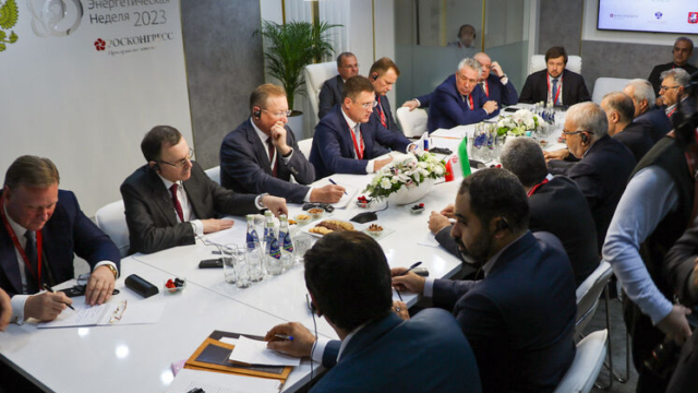 photos – Iranian oil minister’s visit to Moscow