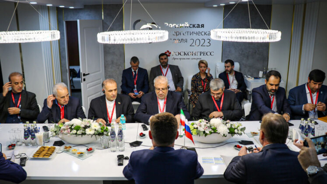 photos – Iranian oil minister’s visit to Moscow